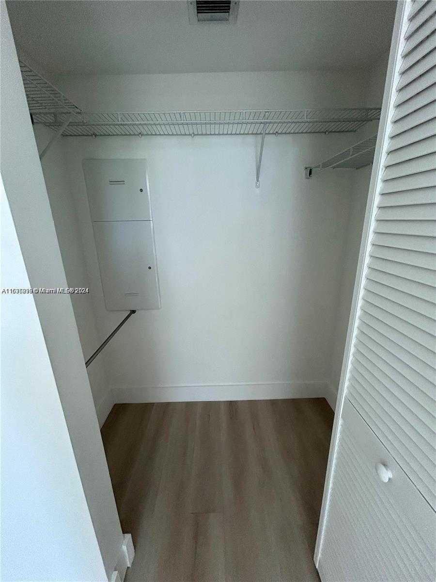 951 Brickell Ave # 1108