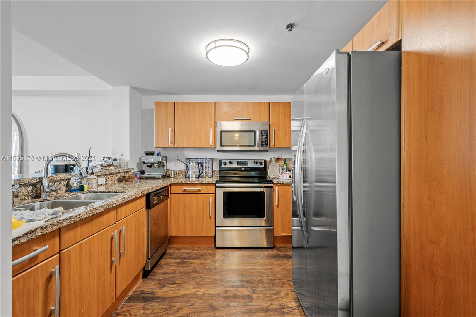 6362 Collins Ave # 404