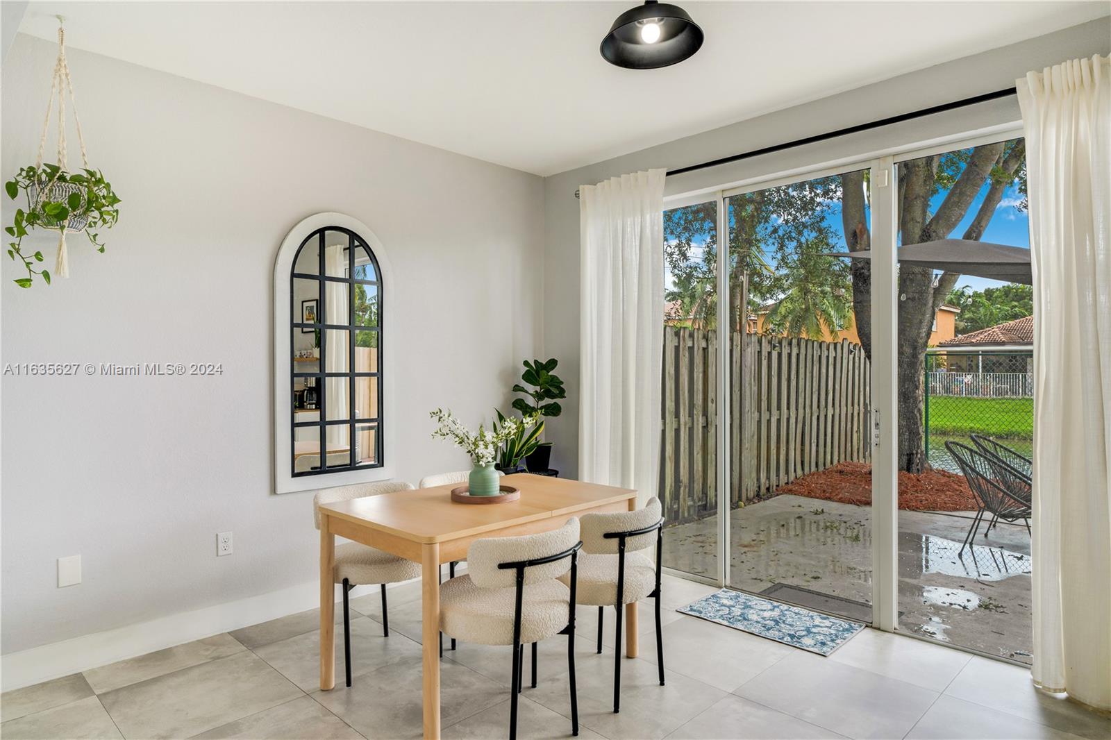 10918 SW 240th Ln # 10918