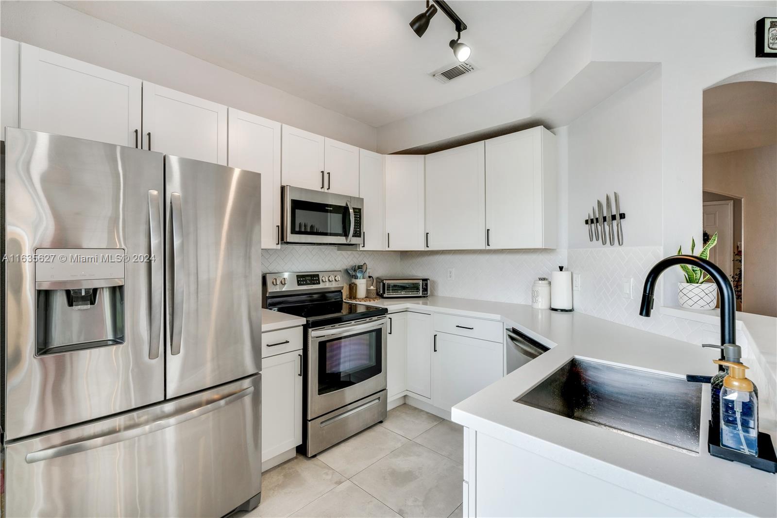 10918 SW 240th Ln # 10918