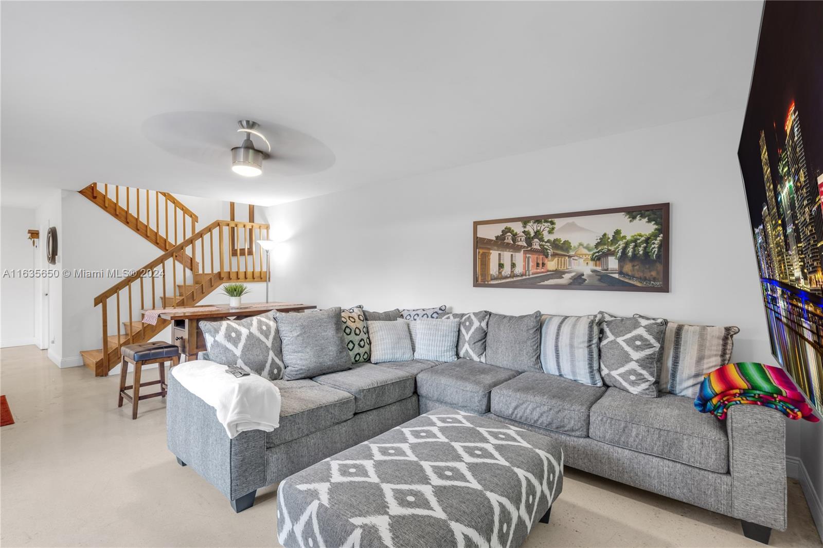 2601 Garden Ct