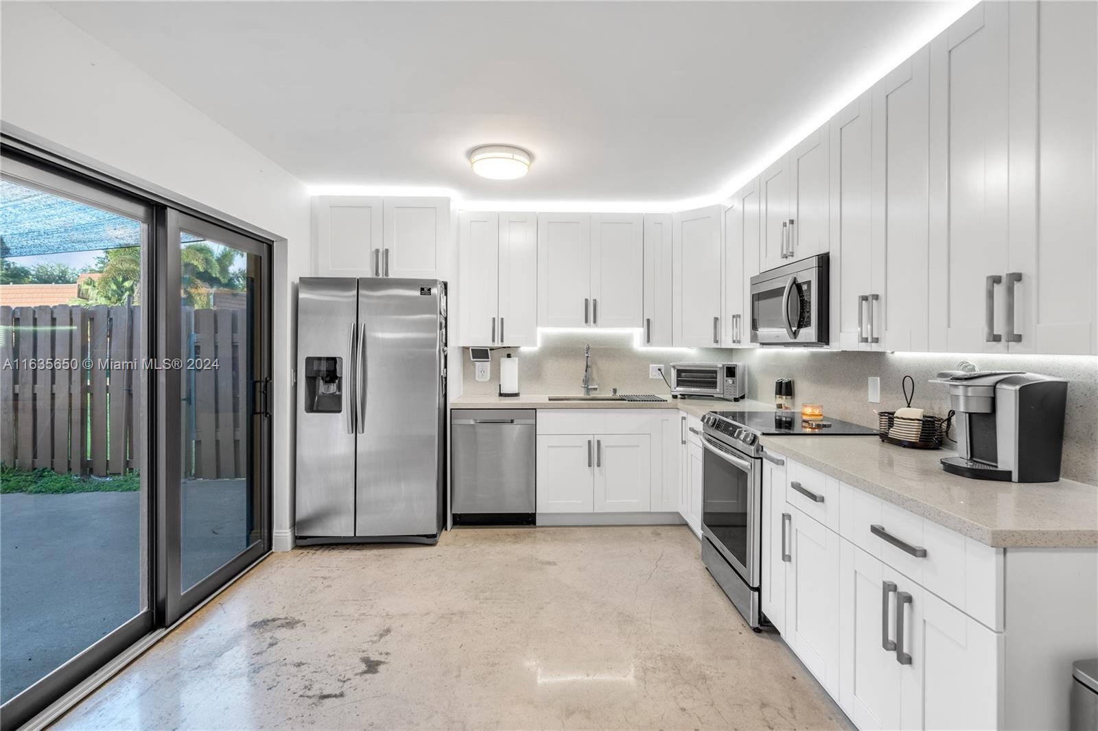2601 Garden Ct