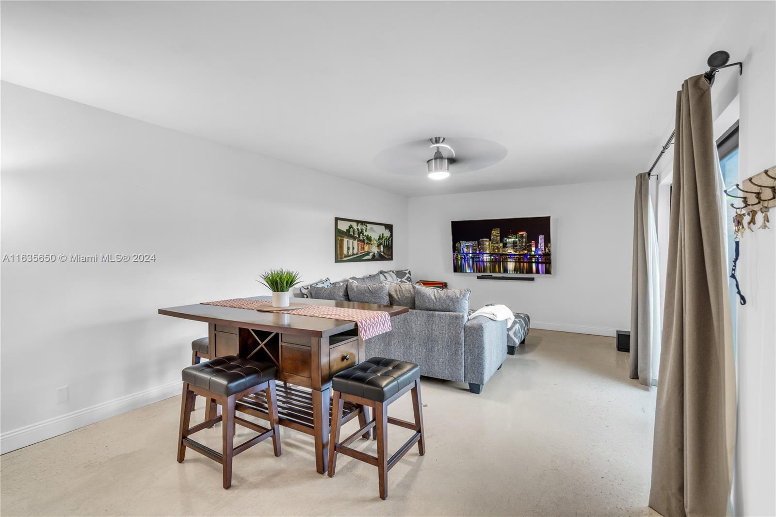 2601 Garden Ct