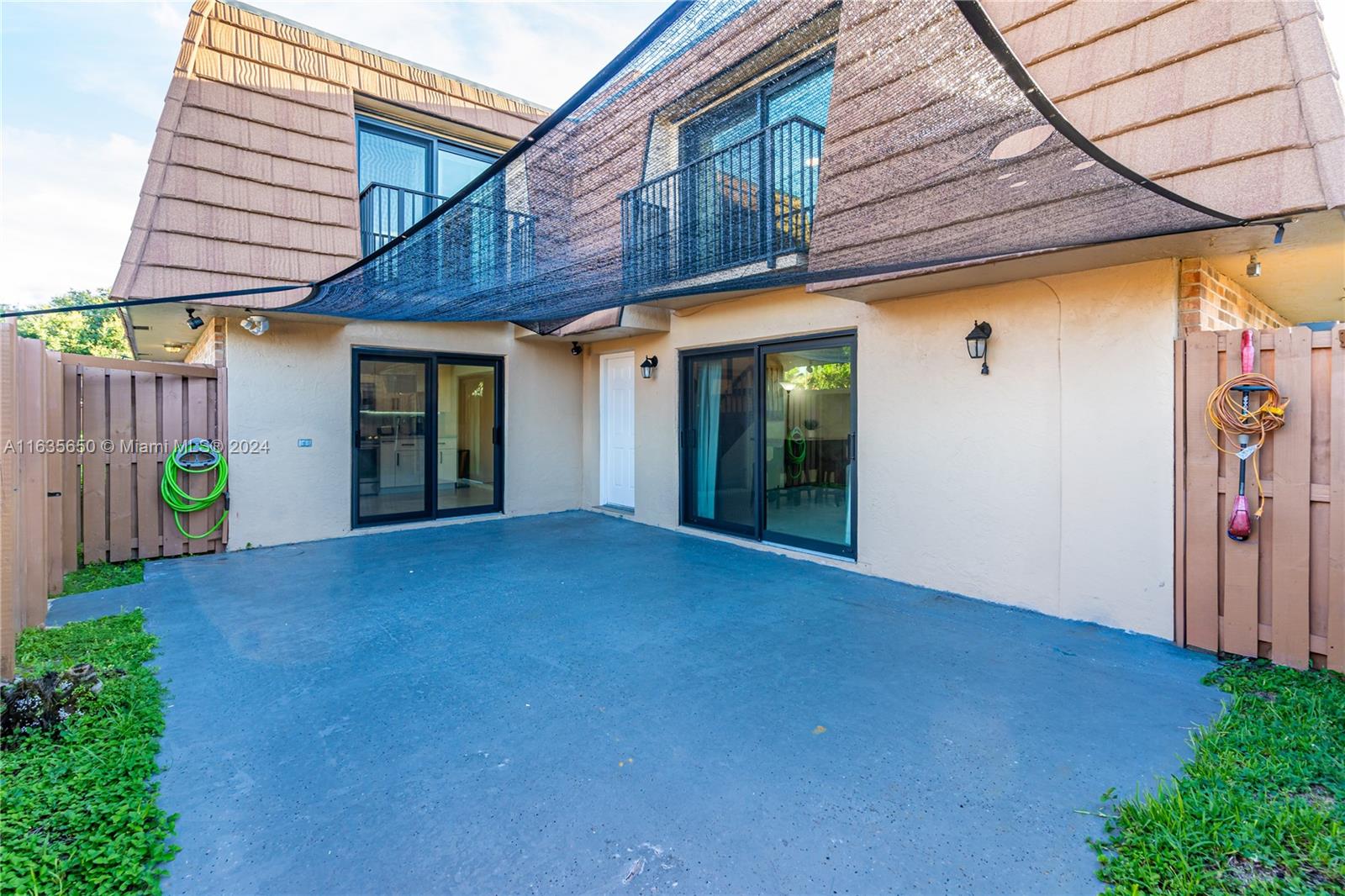 2601 Garden Ct