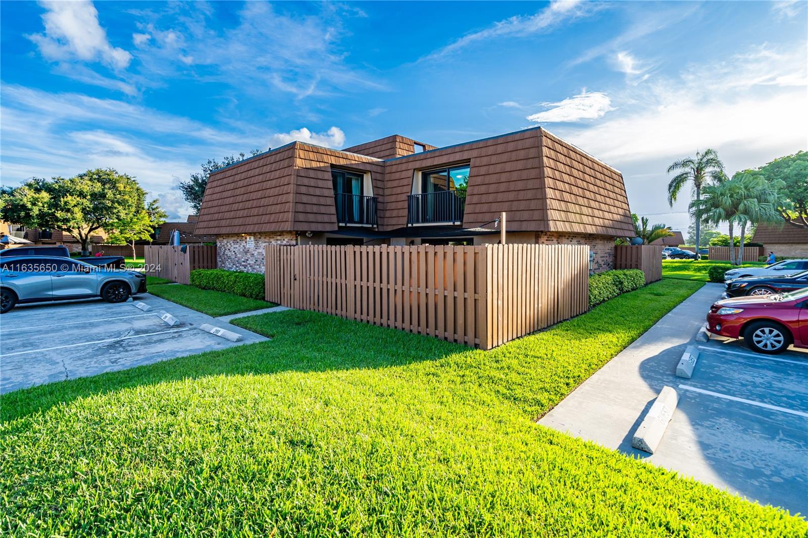 2601 Garden Ct