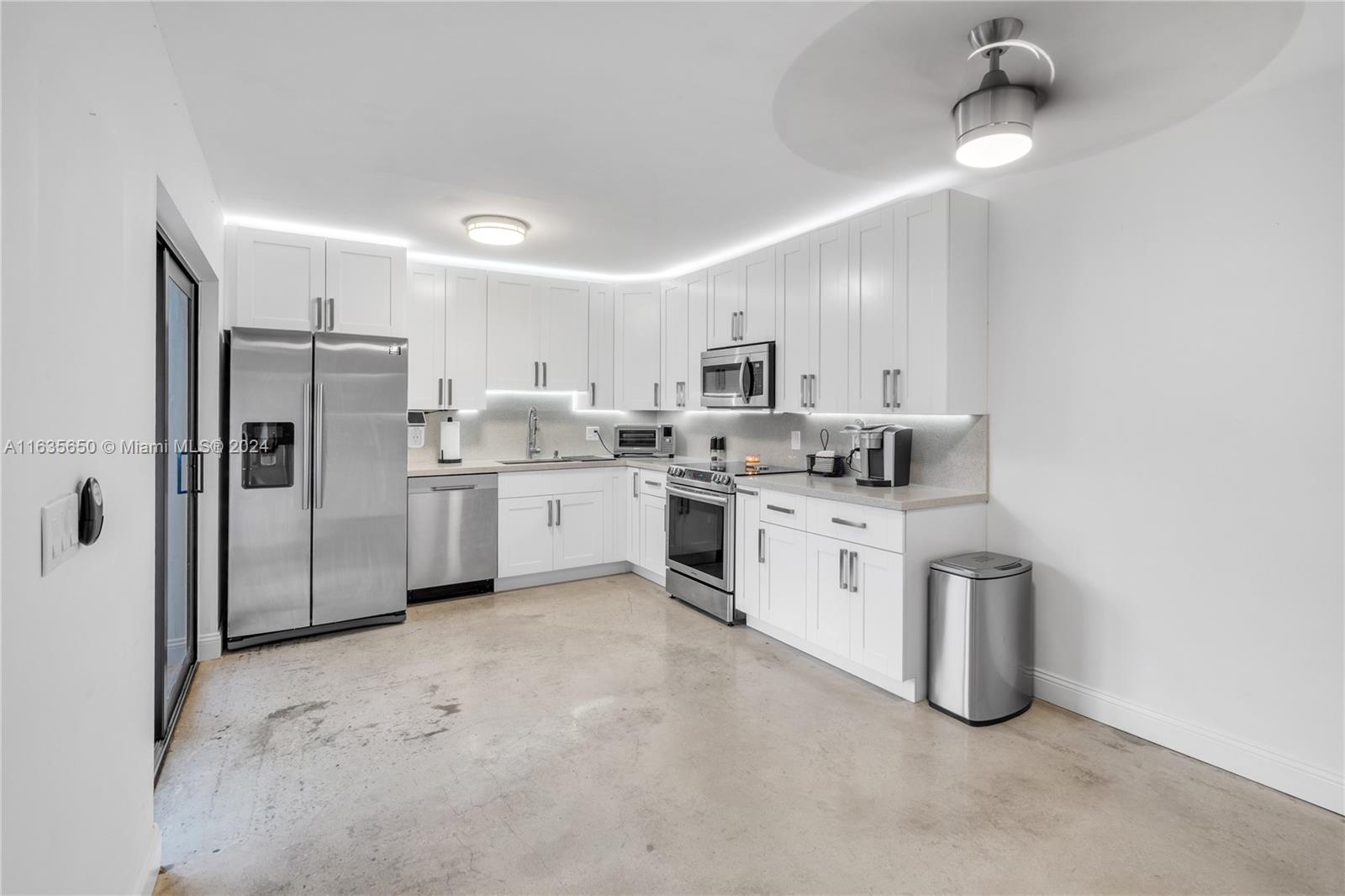 2601 Garden Ct