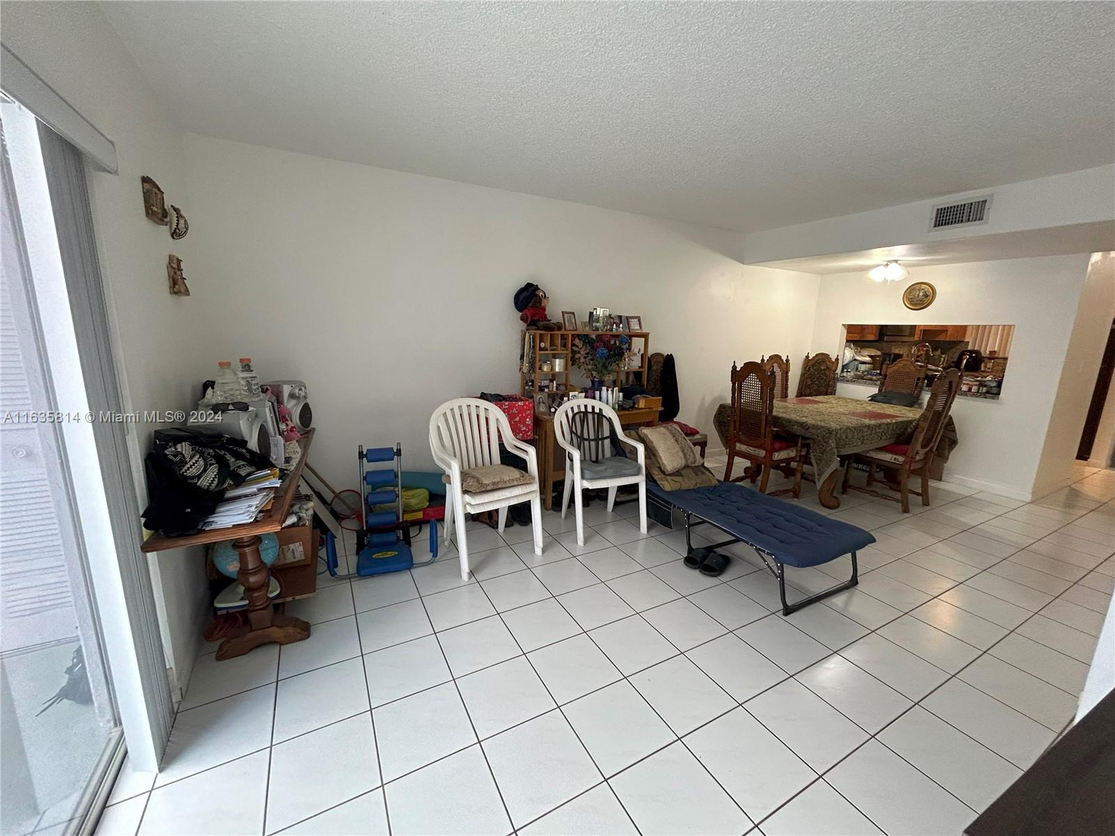 2750 W 76th St # 208