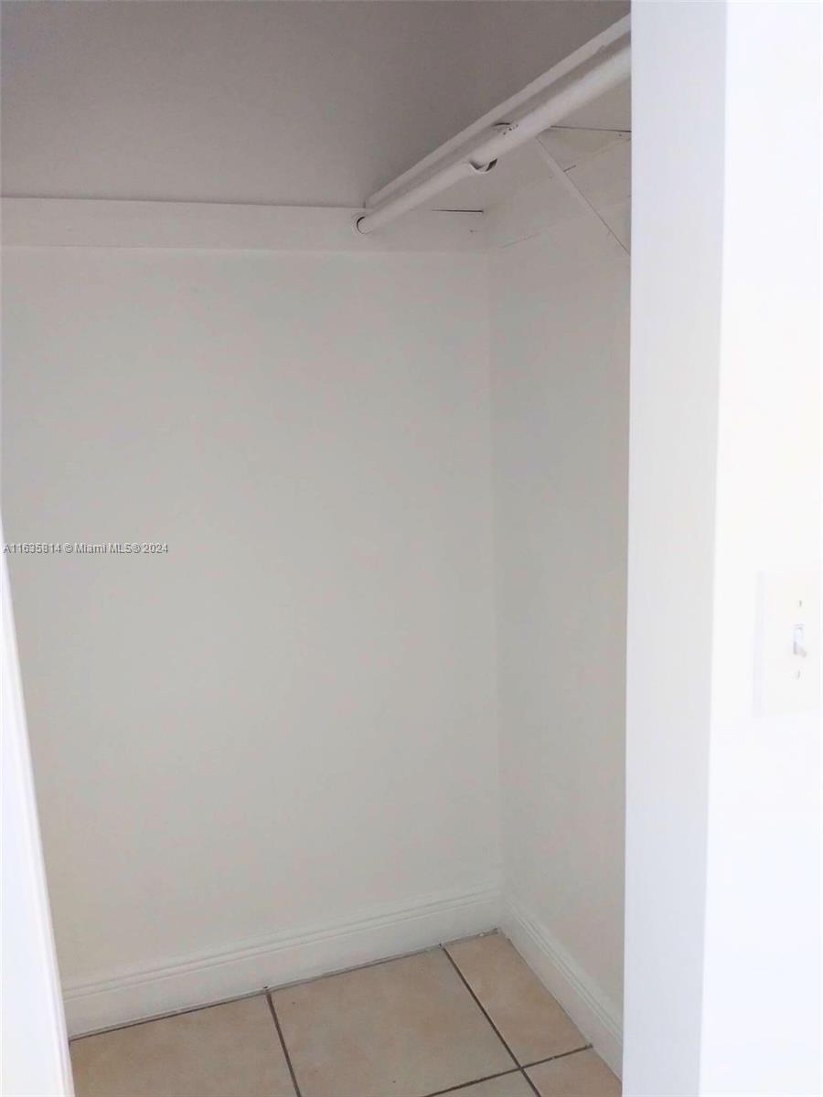 2750 W 76th St # 208