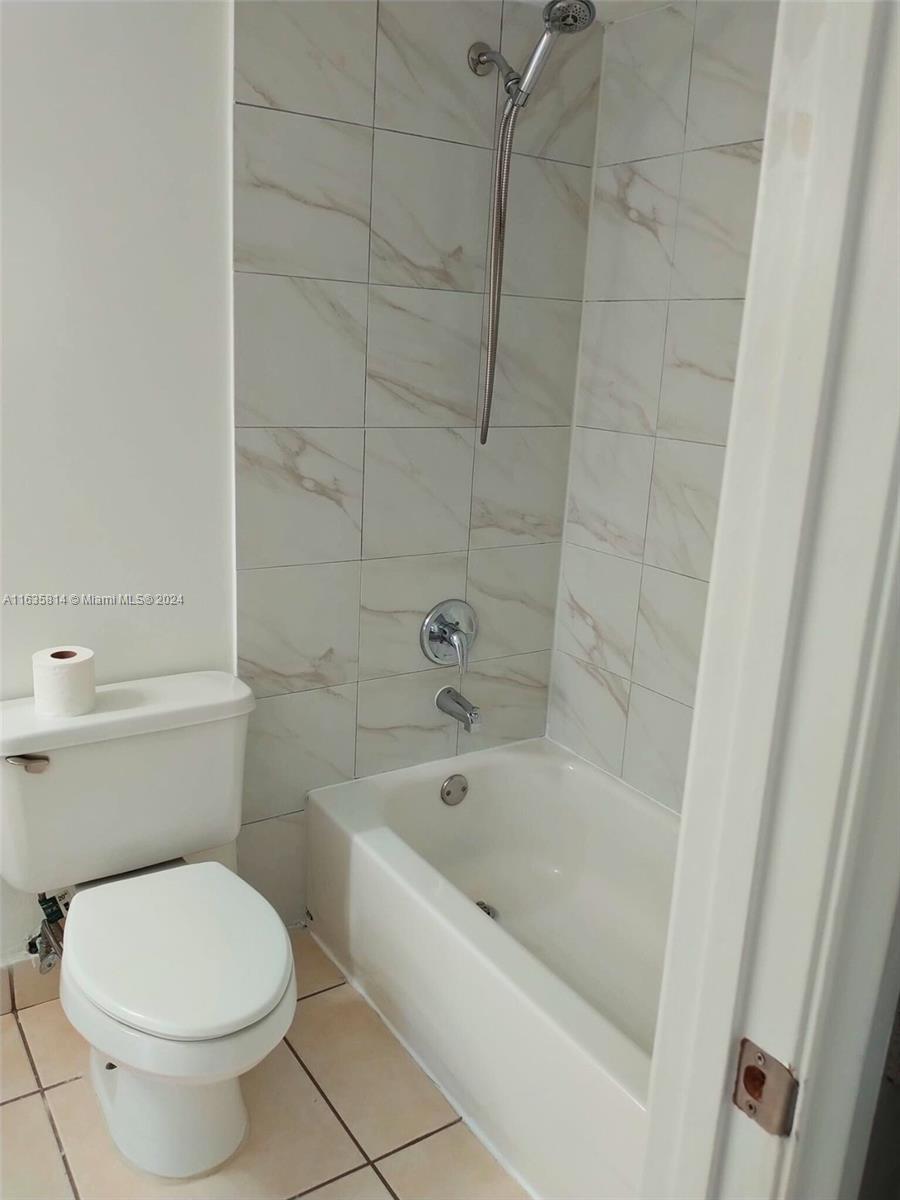 2750 W 76th St # 208