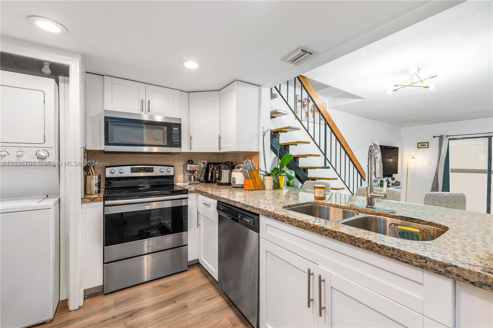 1141 SW 105th Ave # 500