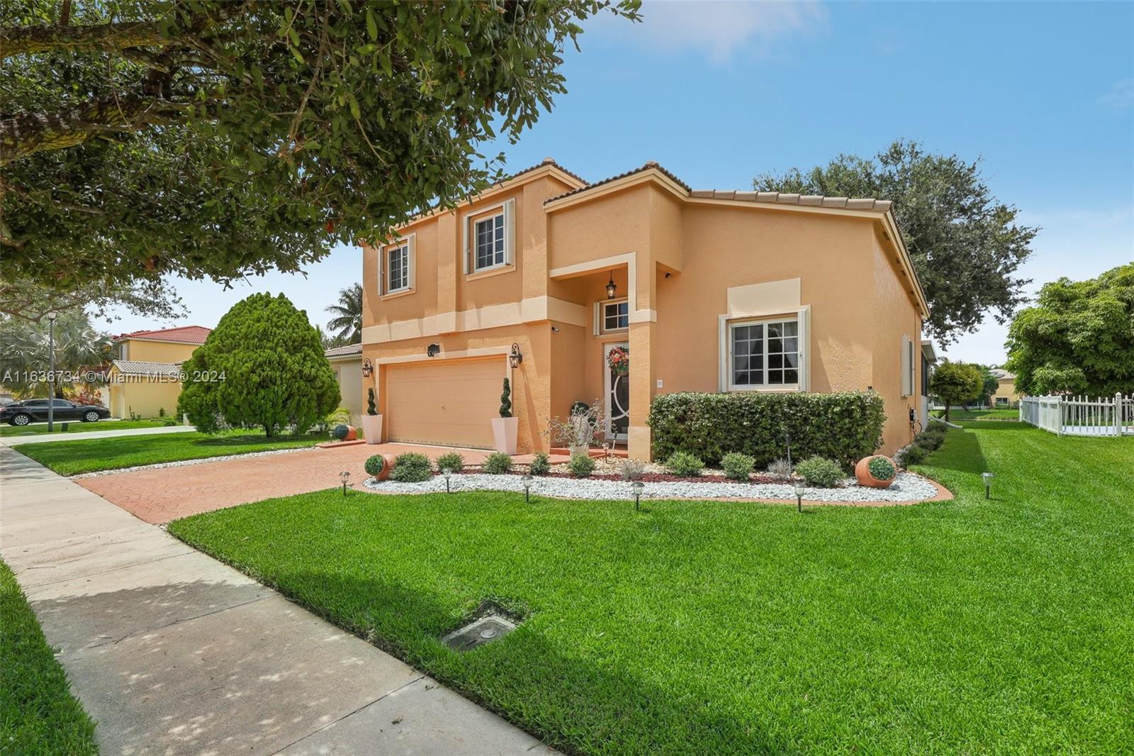 10531 SW 24th Ct