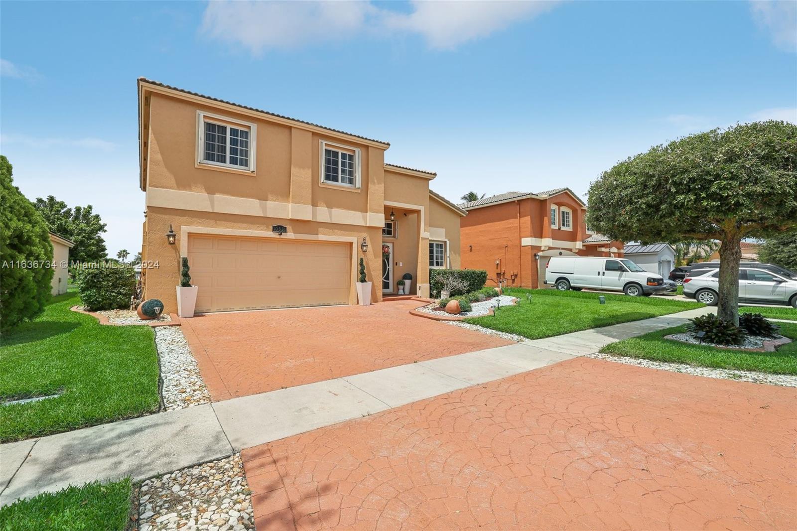 10531 SW 24th Ct