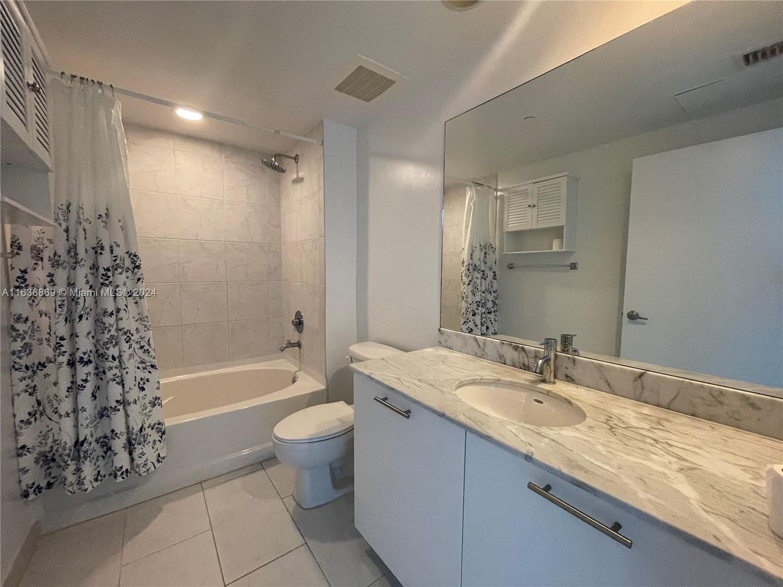 950 Brickell Bay Dr # 1803