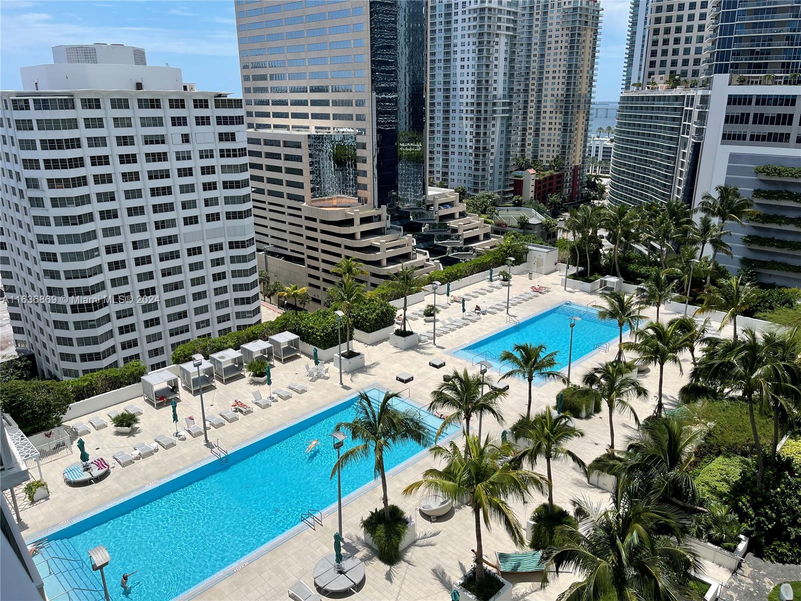 950 Brickell Bay Dr # 1803