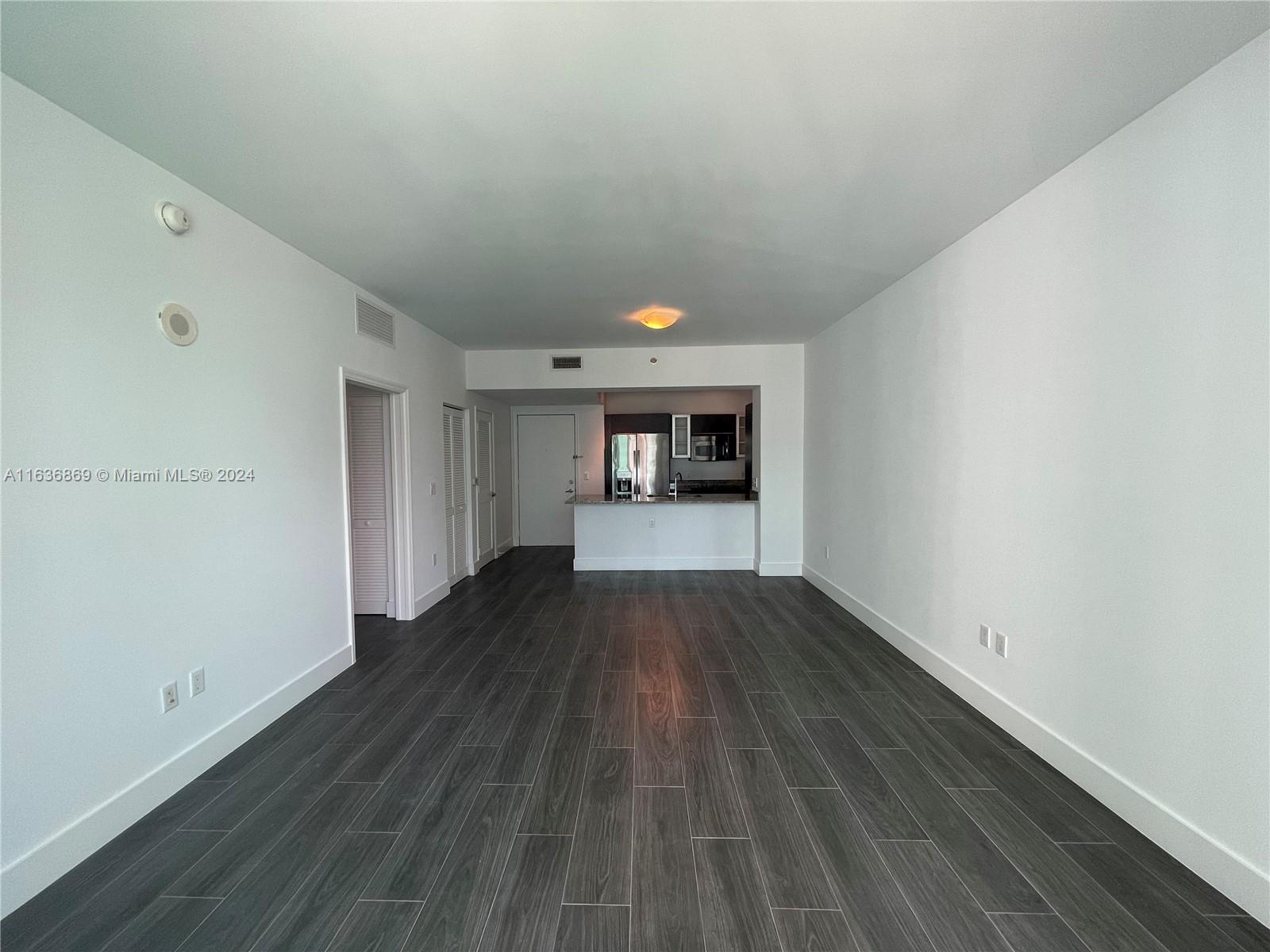 950 Brickell Bay Dr # 1803