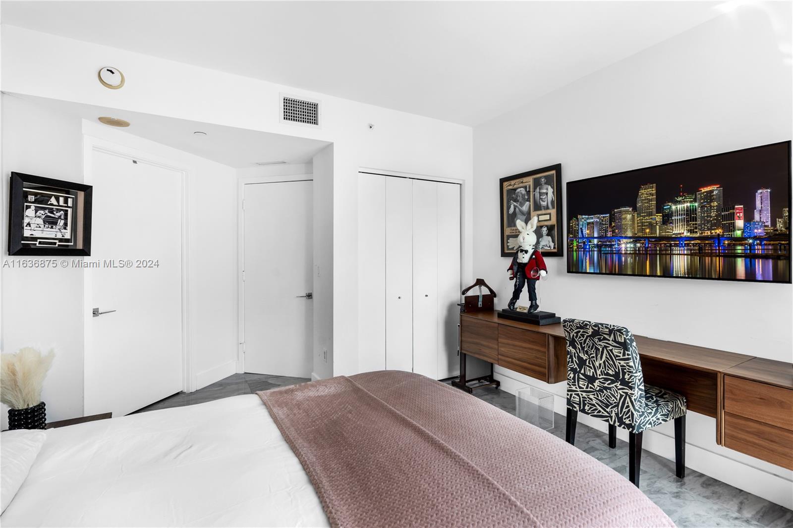 1331 Brickell Bay Dr # 1111