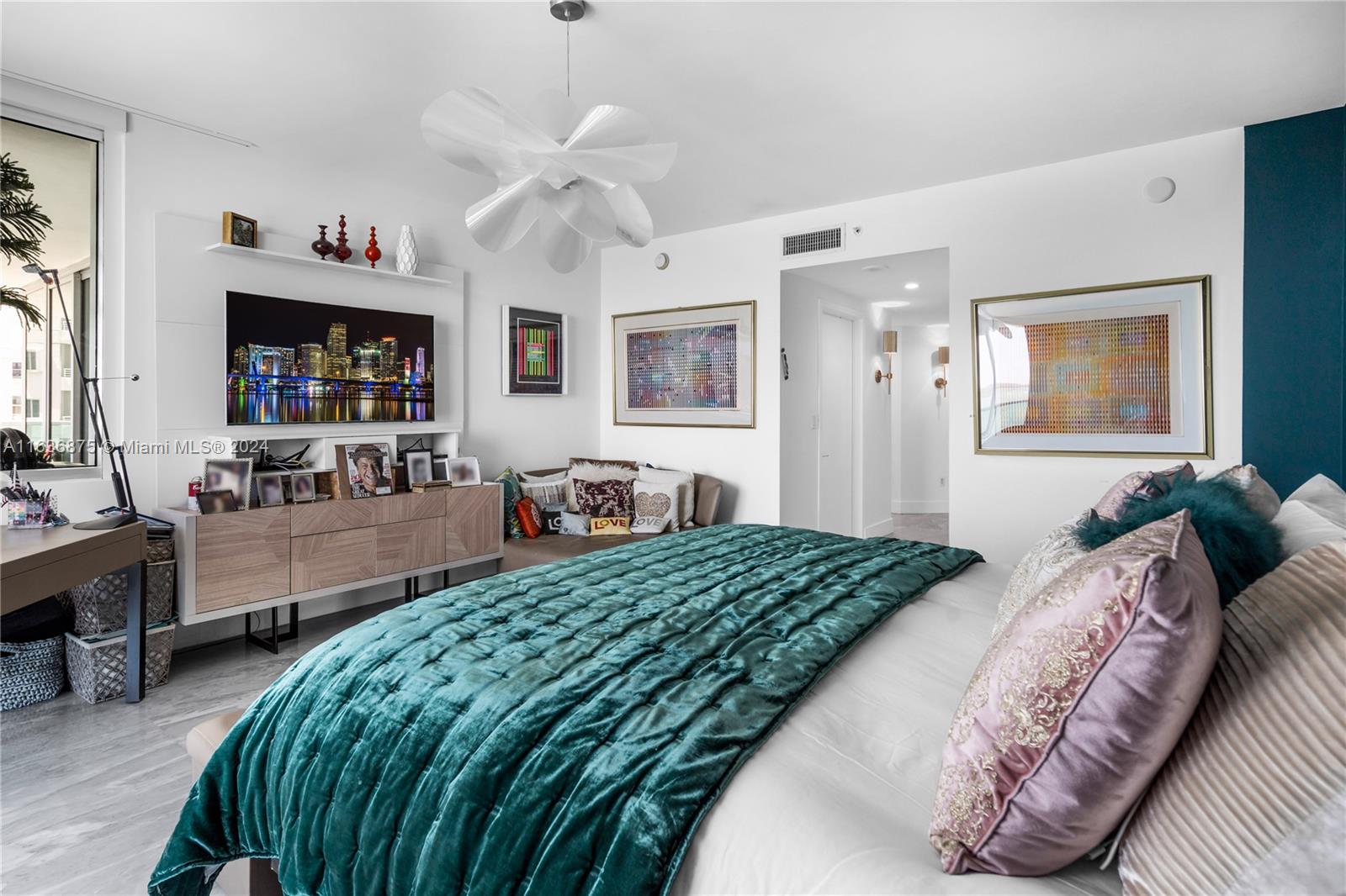 1331 Brickell Bay Dr # 1111