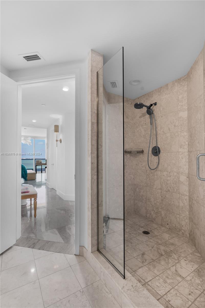 1331 Brickell Bay Dr # 1111