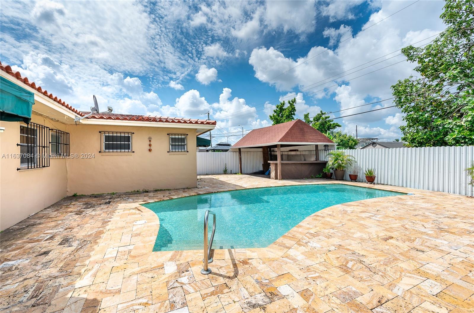 650 W 65th Dr