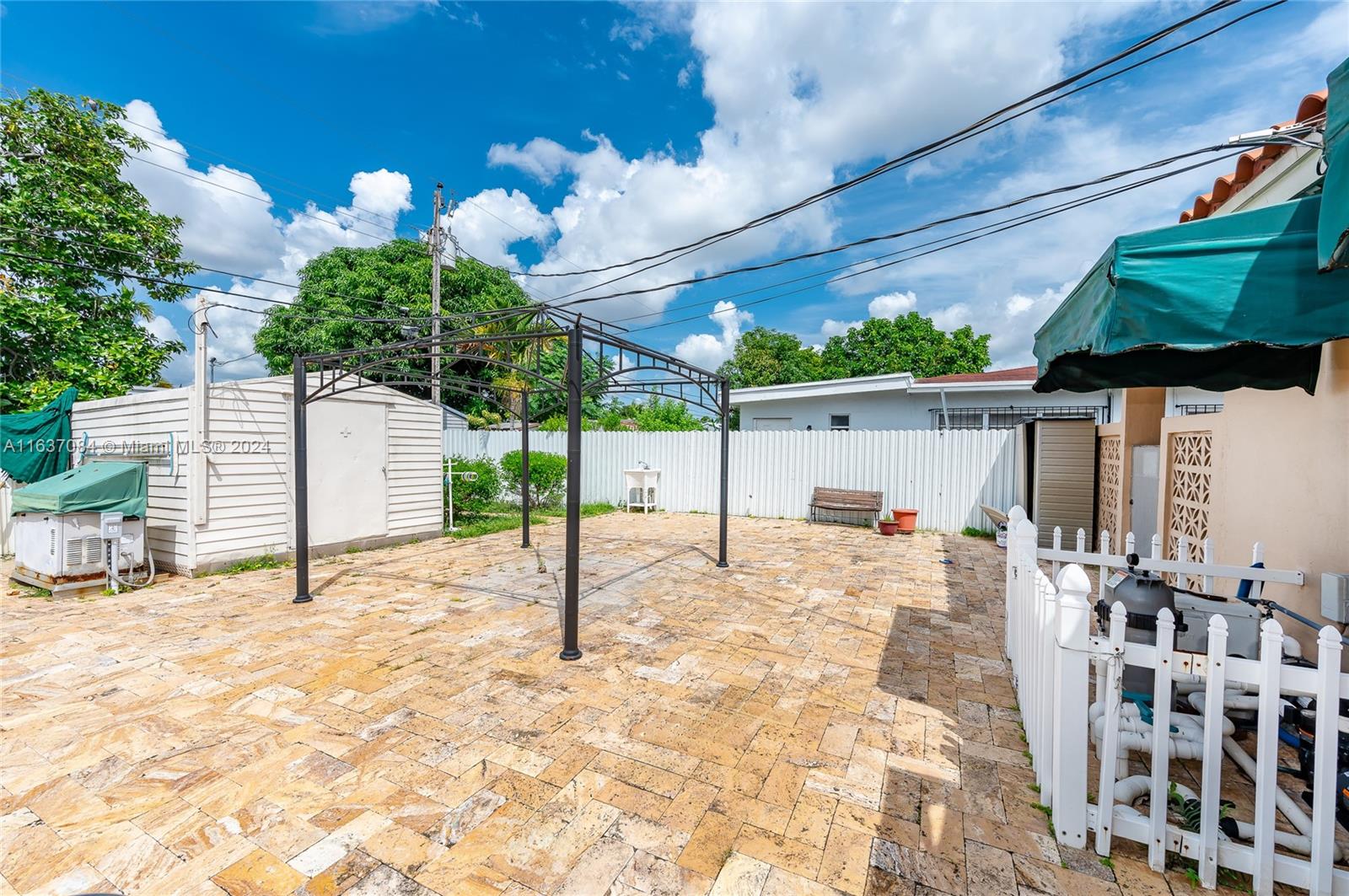 650 W 65th Dr