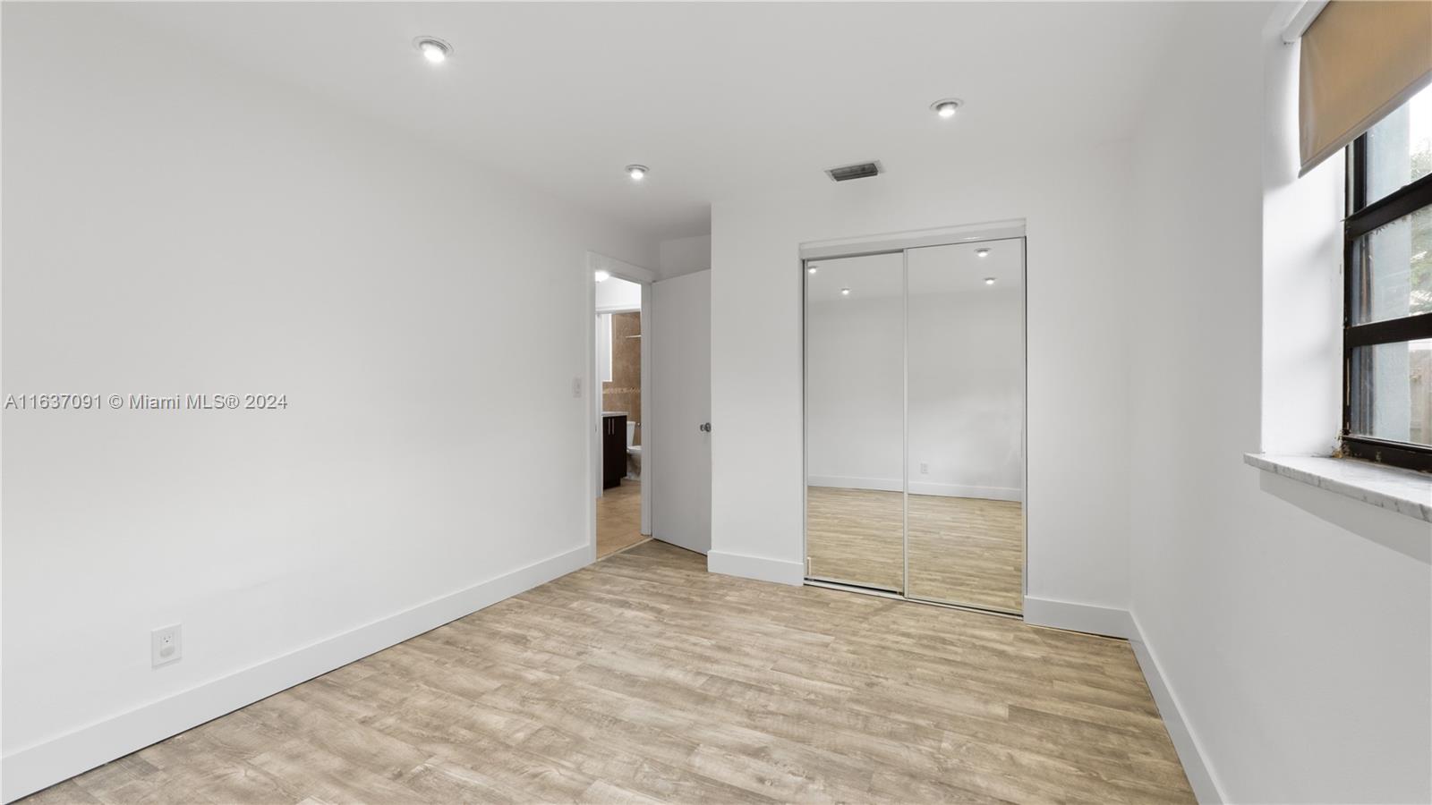 601 NW 1st Way