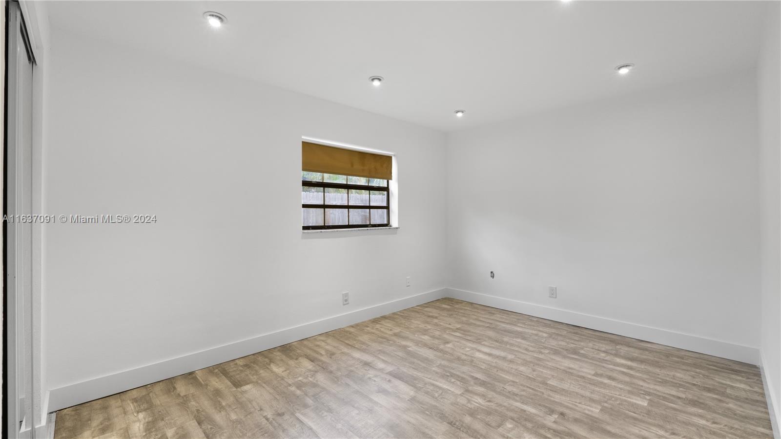 601 NW 1st Way