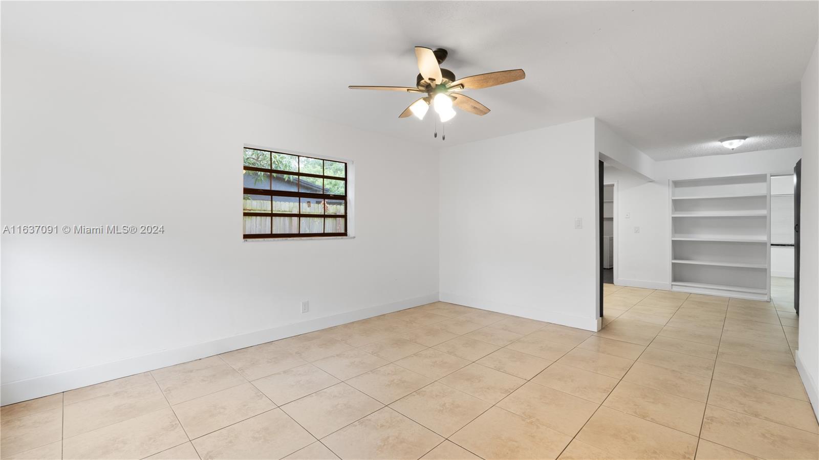601 NW 1st Way