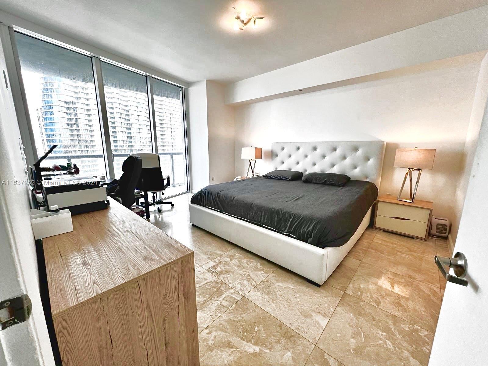 475 Brickell Ave # 3512