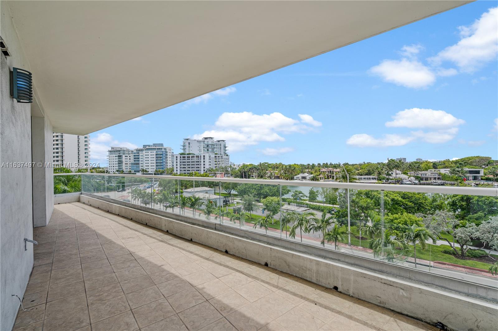 6362 Collins Ave # 514