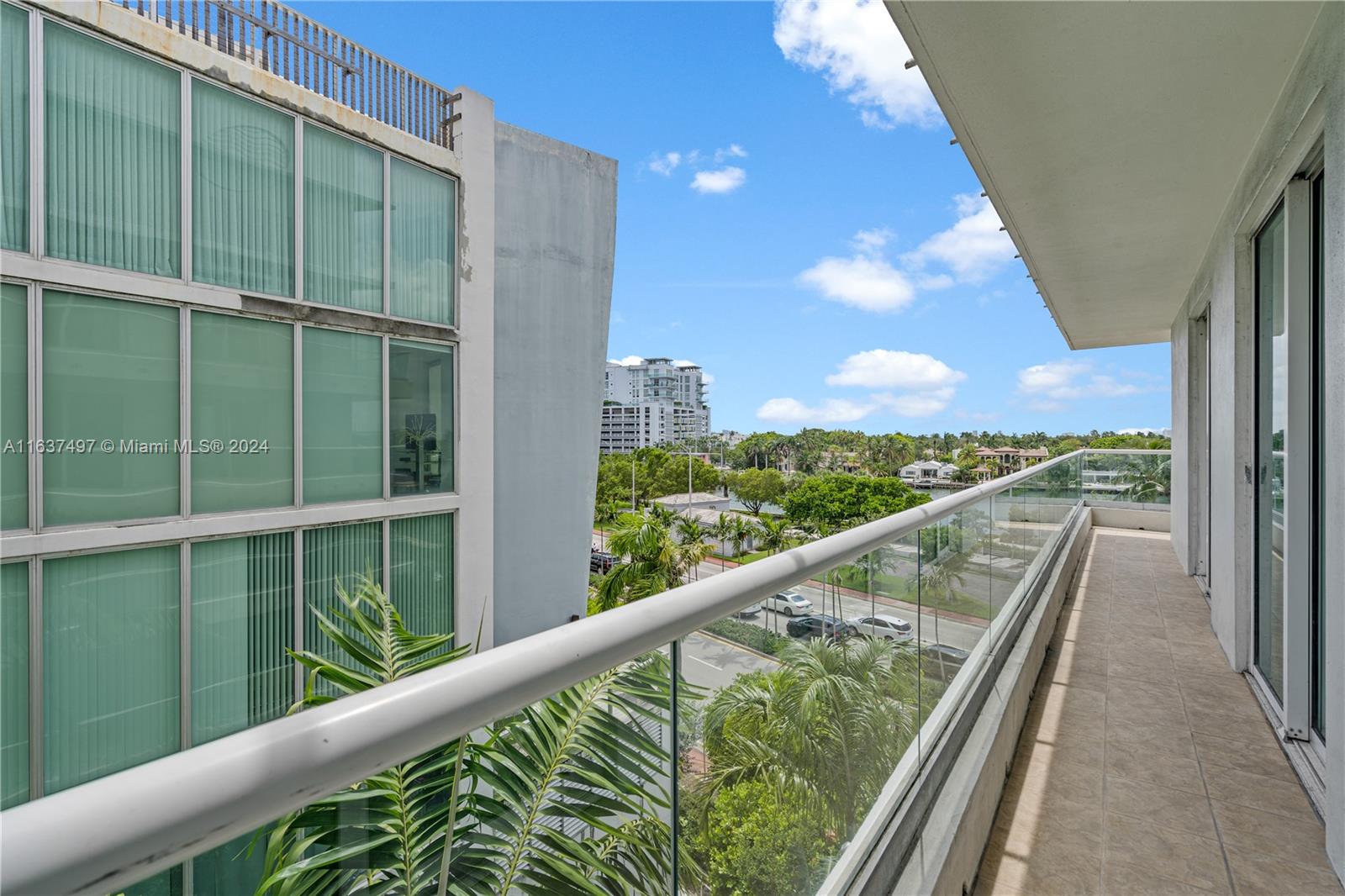 6362 Collins Ave # 514