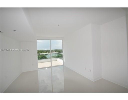 6362 Collins Ave # 514