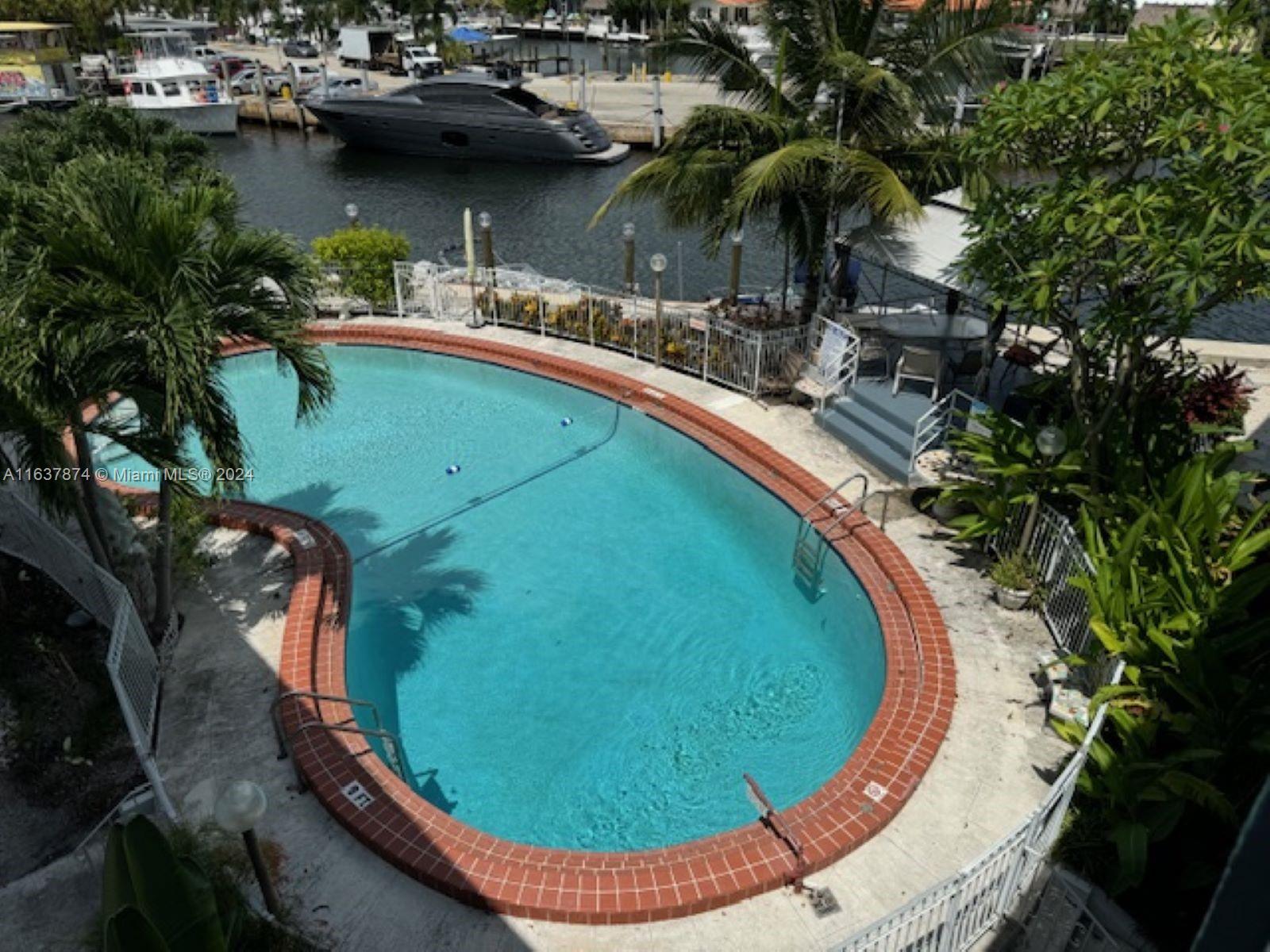 13105 Ixora Ct # 303