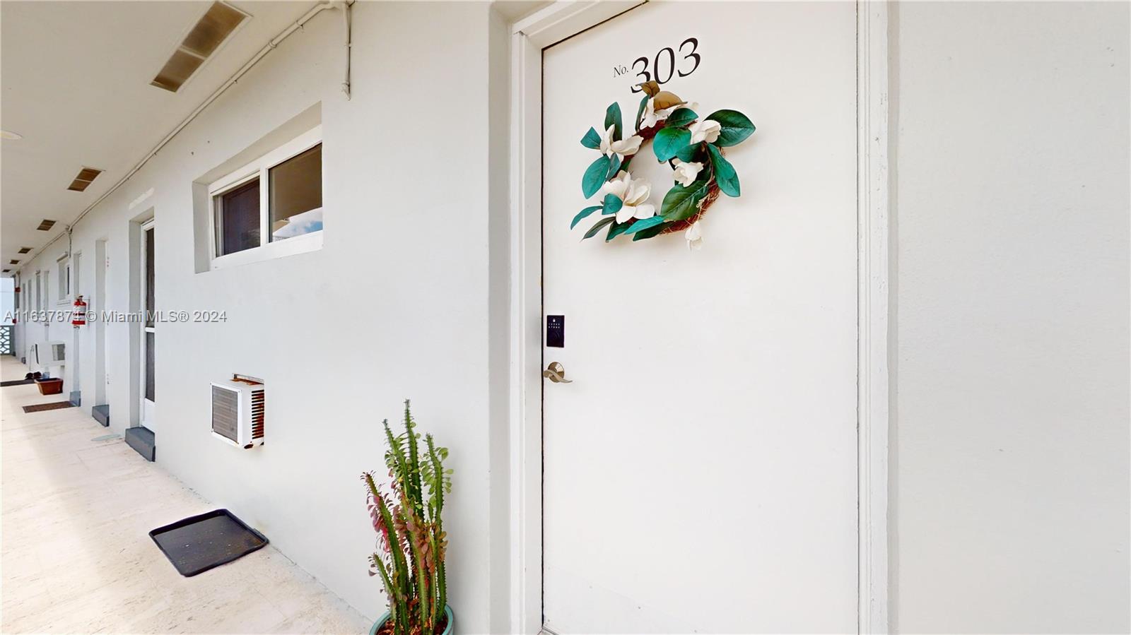 13105 Ixora Ct # 303