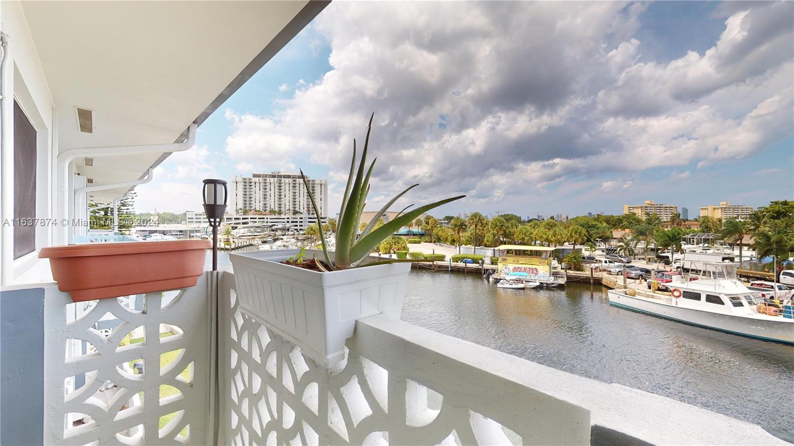13105 Ixora Ct # 303