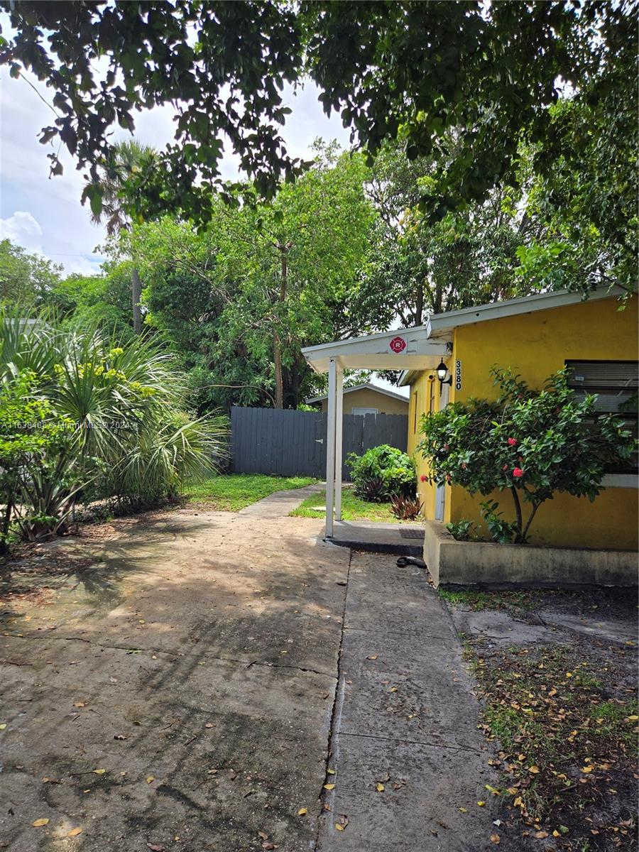 3380 NW 8th Pl