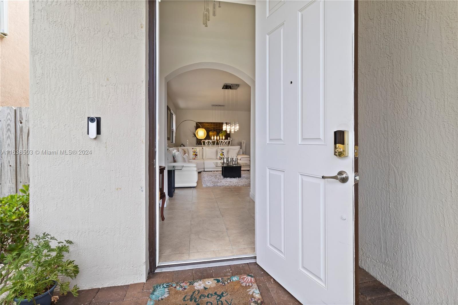 692 SE 35th Ave