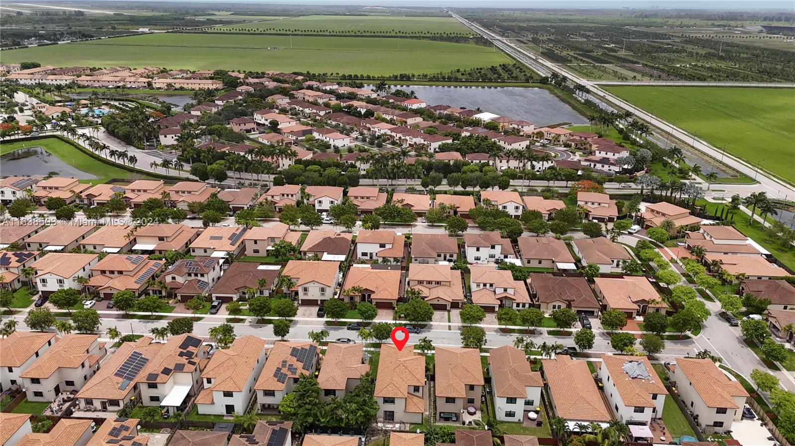 692 SE 35th Ave