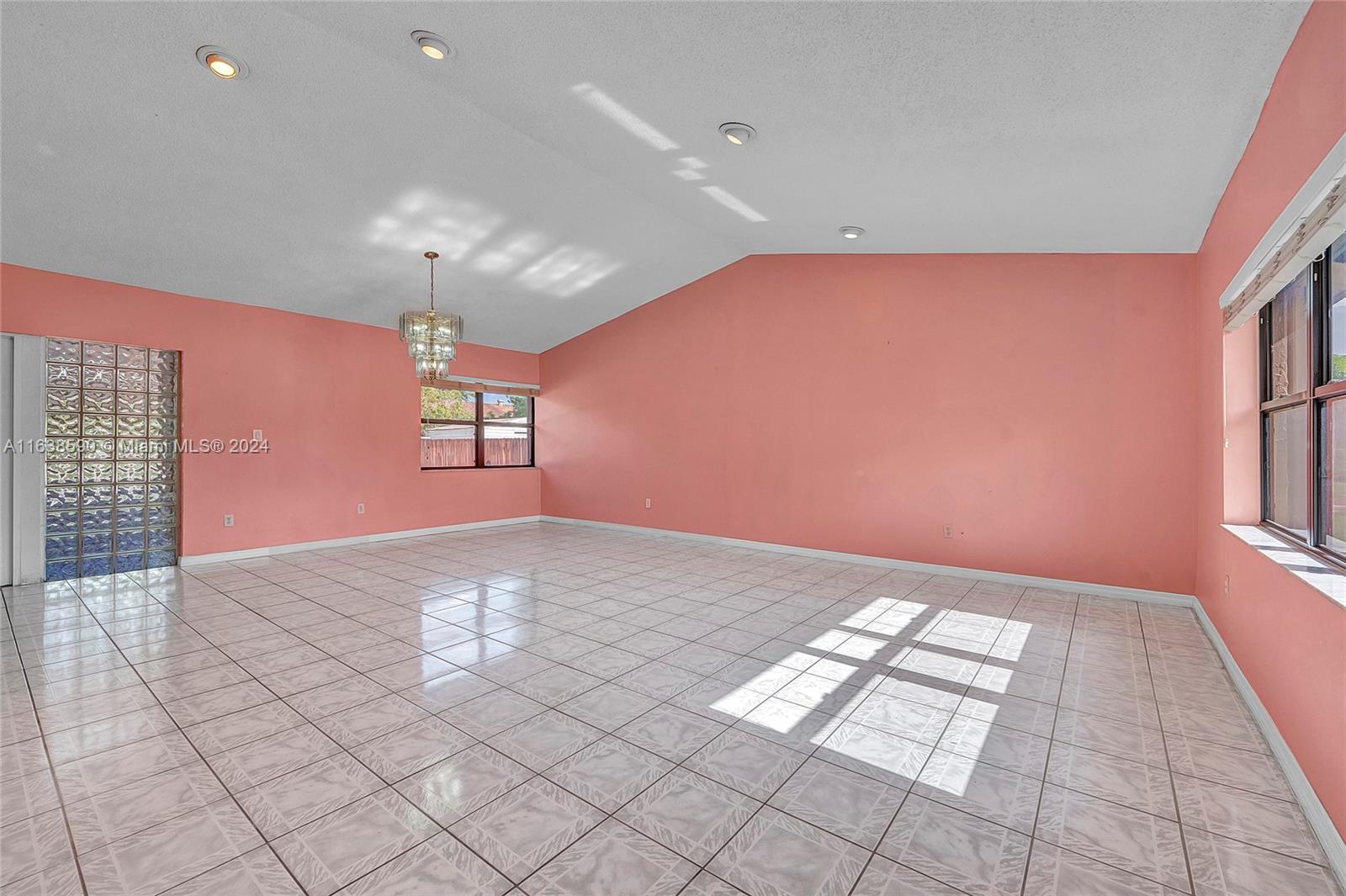 10530 SW 127th Ave