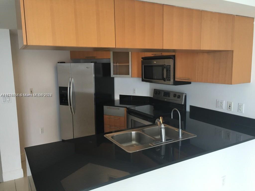 1750 N Bayshore Dr # 3801