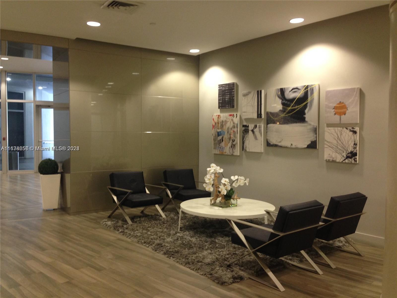 1750 N Bayshore Dr # 3801