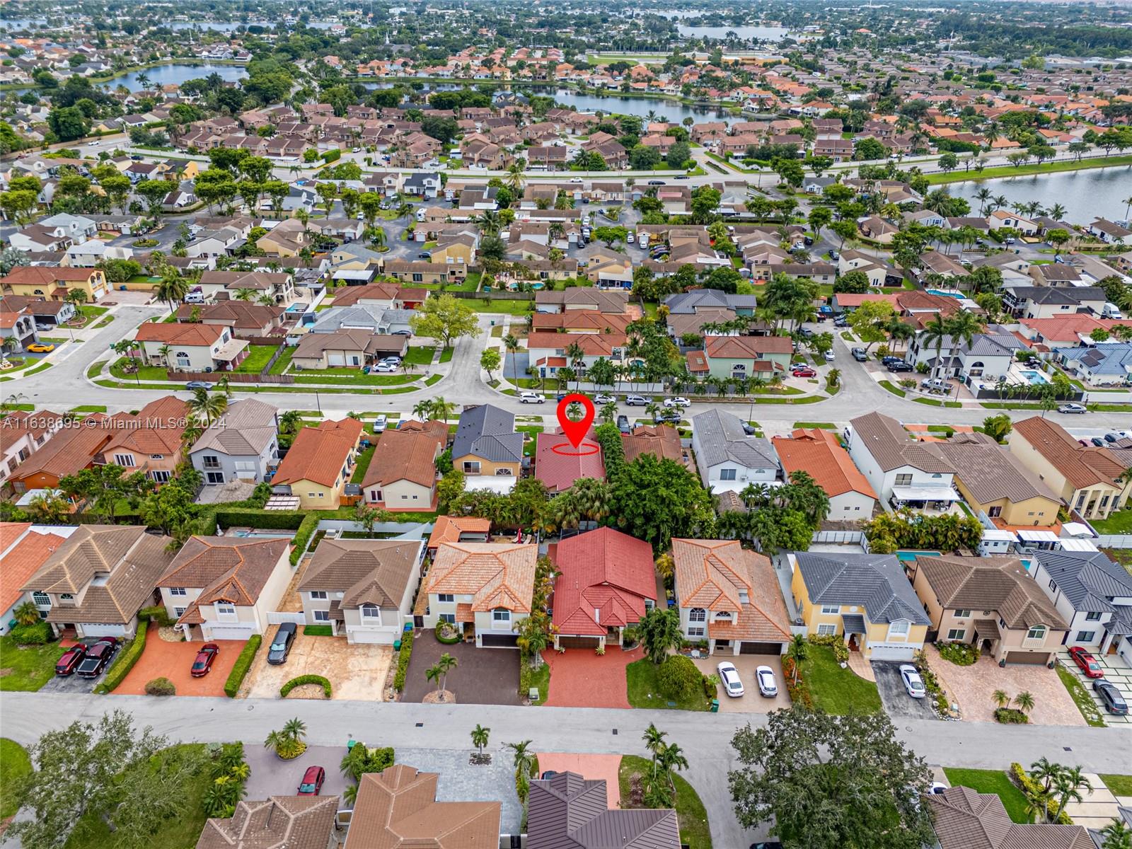 8313 NW 194th Ter