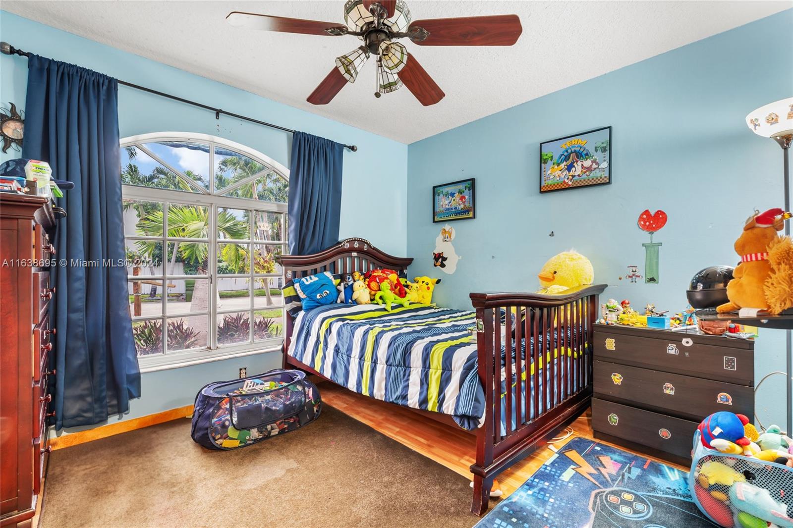 8313 NW 194th Ter