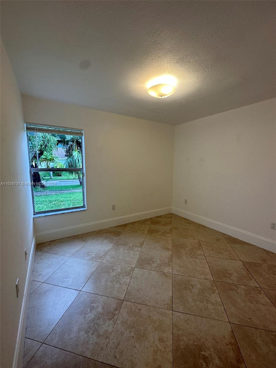 21115 SW 125th Ct Rd