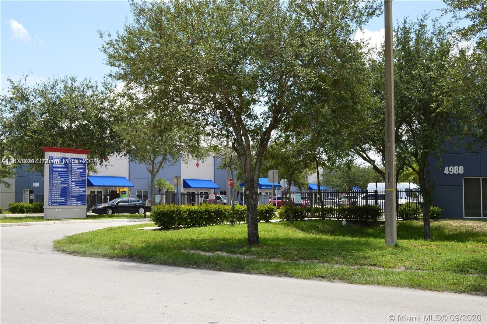 4980 NW 165th St # A18