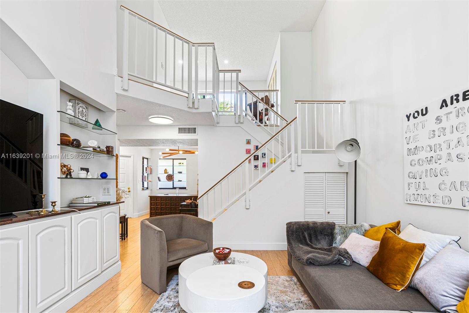 15495 N Miami Lakeway N # 4 Unit: 205-4