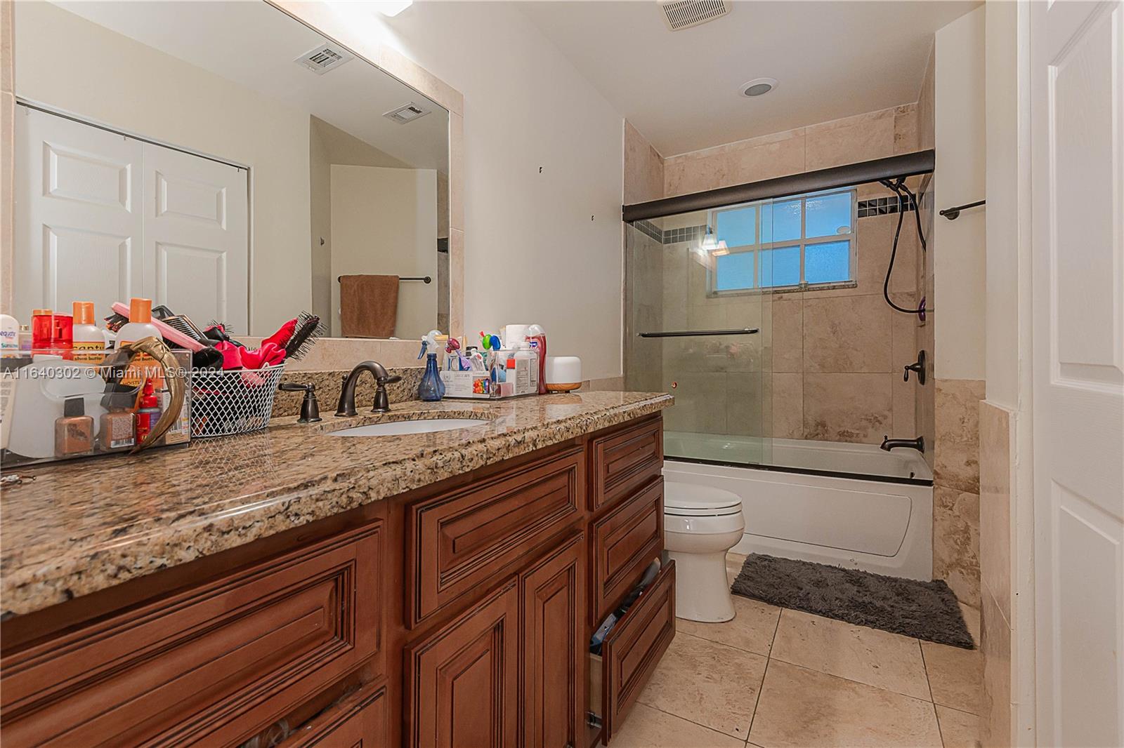 2600 NW 80th ave