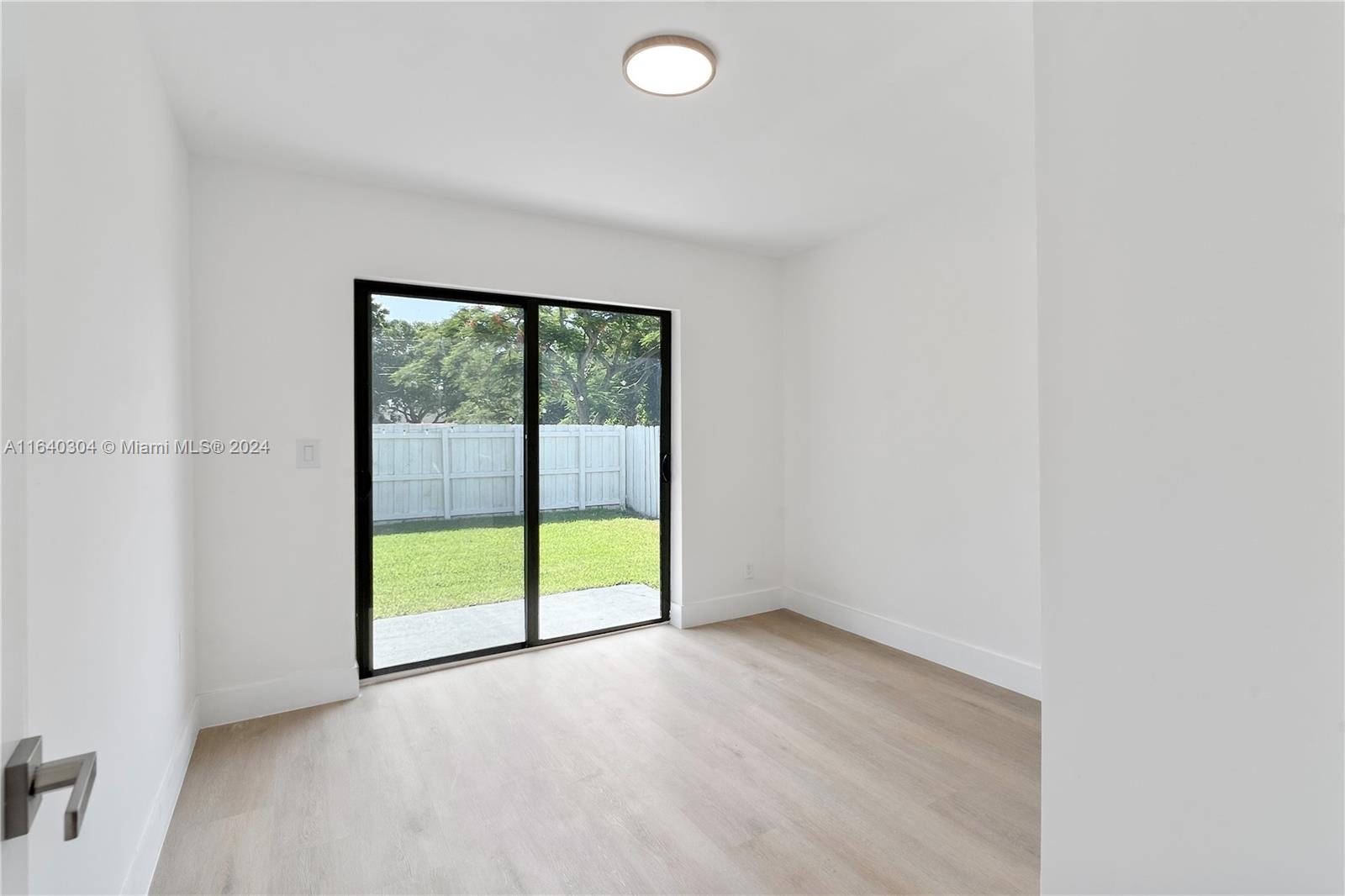 355 NW 5TH AVE