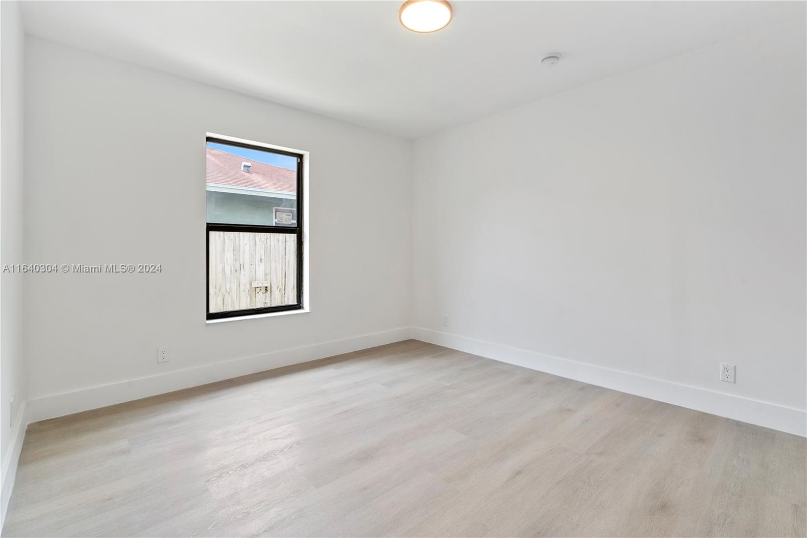 355 NW 5TH AVE