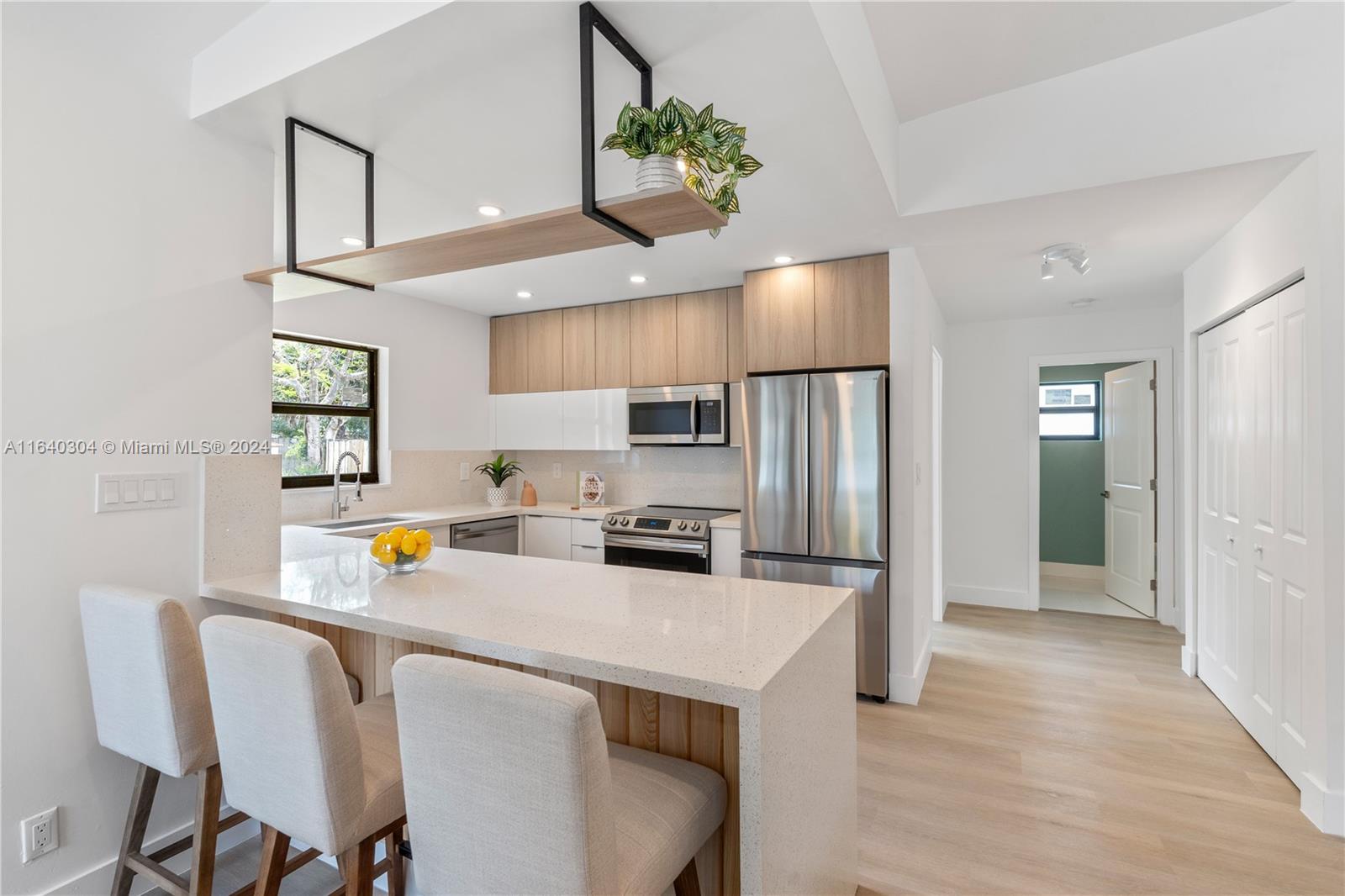 355 NW 5TH AVE