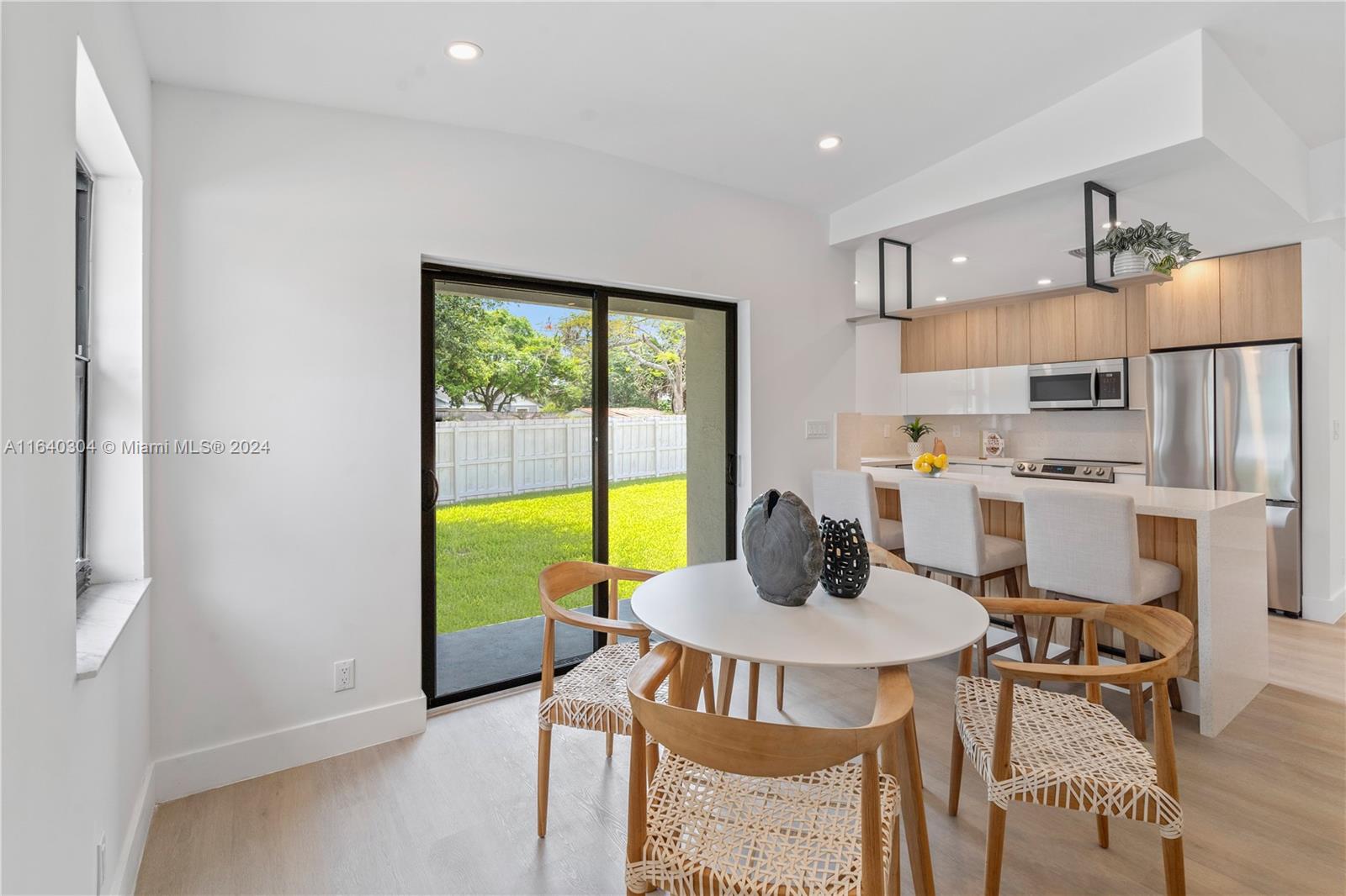 355 NW 5TH AVE